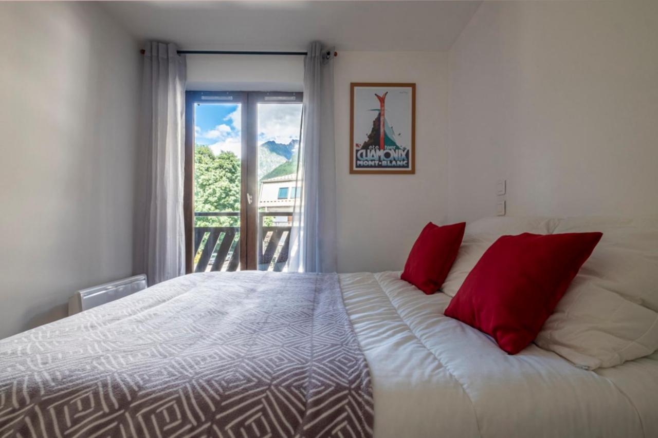 Modern Apt With Balcony In The Center Of Chamonix Zewnętrze zdjęcie